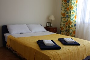 2 sovrum, strykjärn/strykbräda och gratis wi-fi