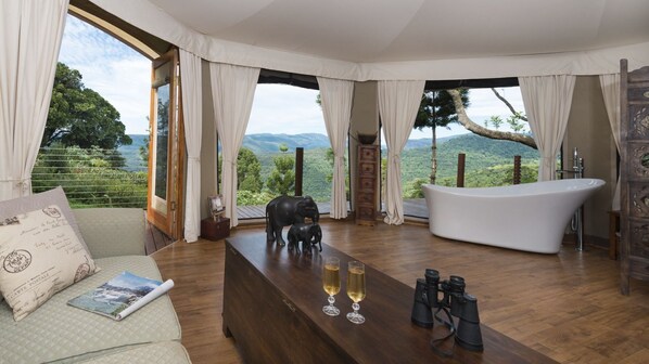 1 bedroom, iron/ironing board, bed sheets