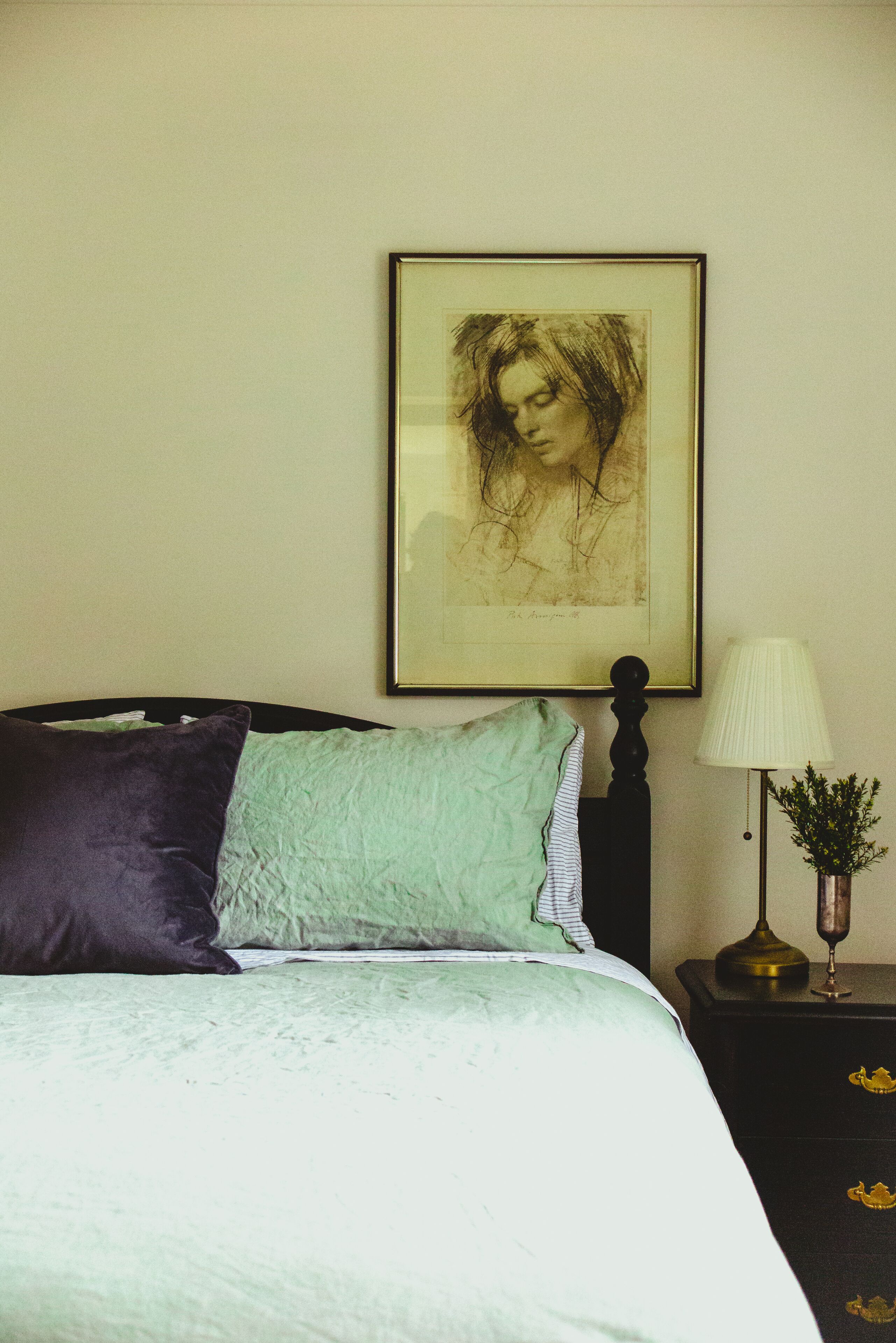 Naivasha Cottage with antique outdoor bath — image 11