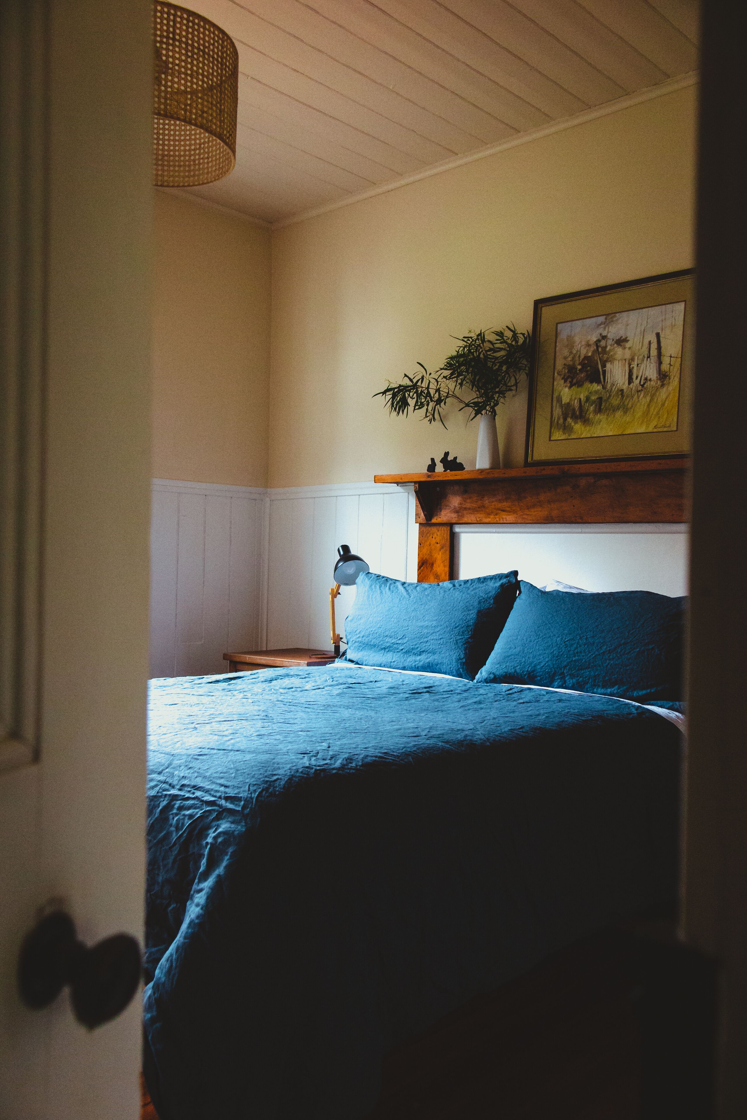 Naivasha Cottage with antique outdoor bath — image 10