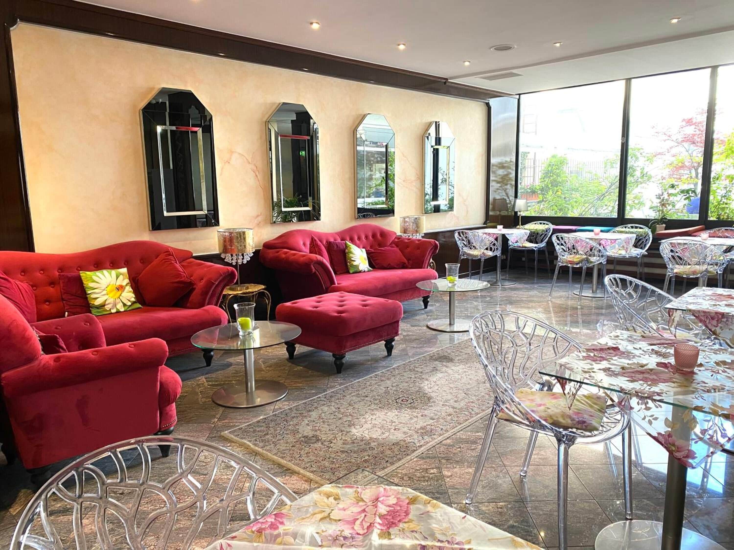 Photo - Hotel Condor