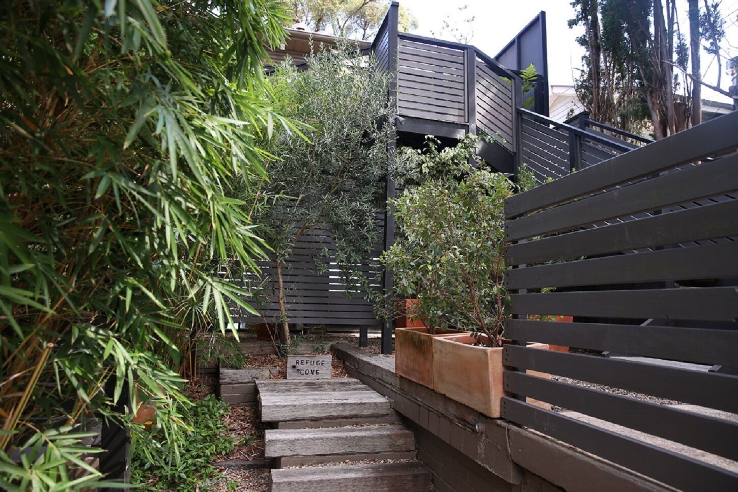 Refuge Cove on Pittwater — image 17