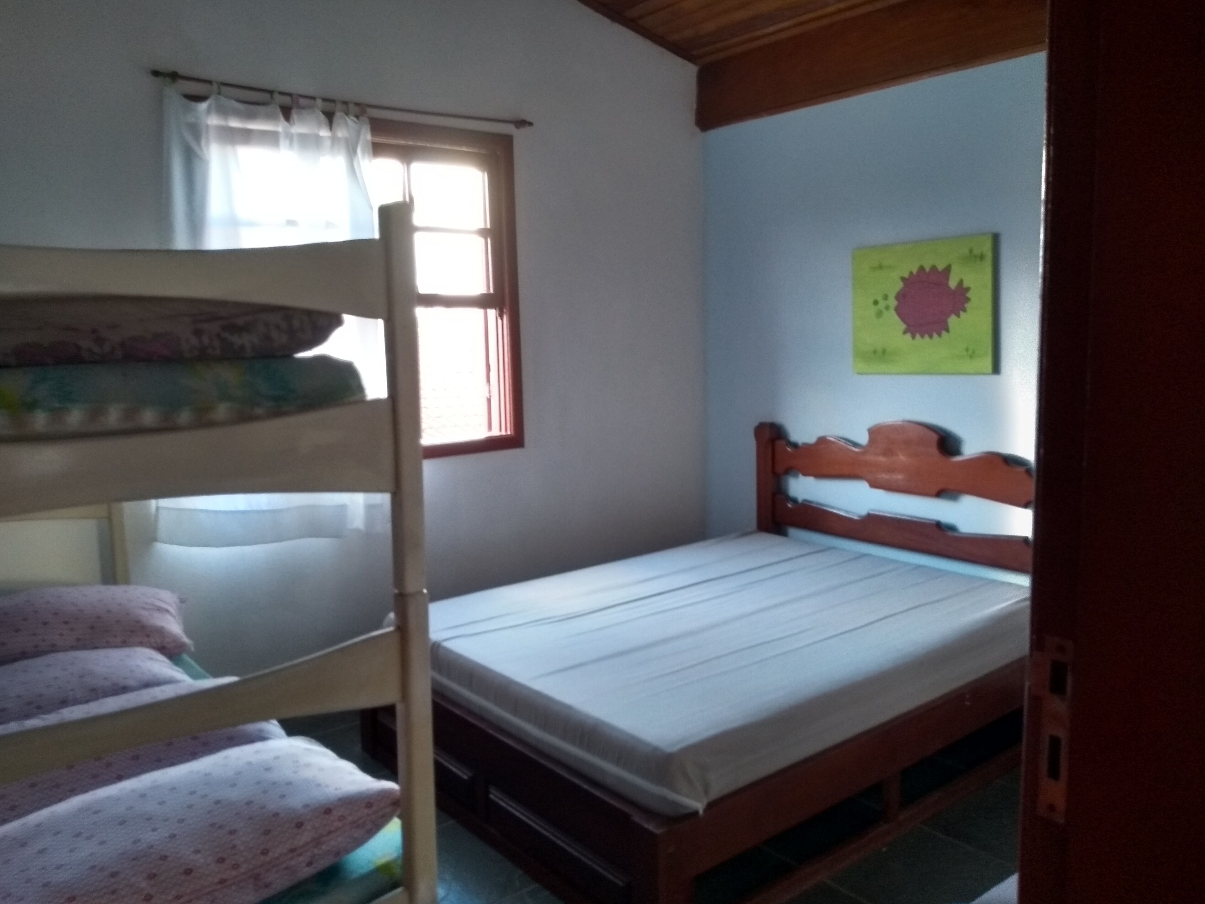 HOUSE WITH SWIMMING POOL AND KIOSK (4 DORMITORIES / 3 BATHROOMS)