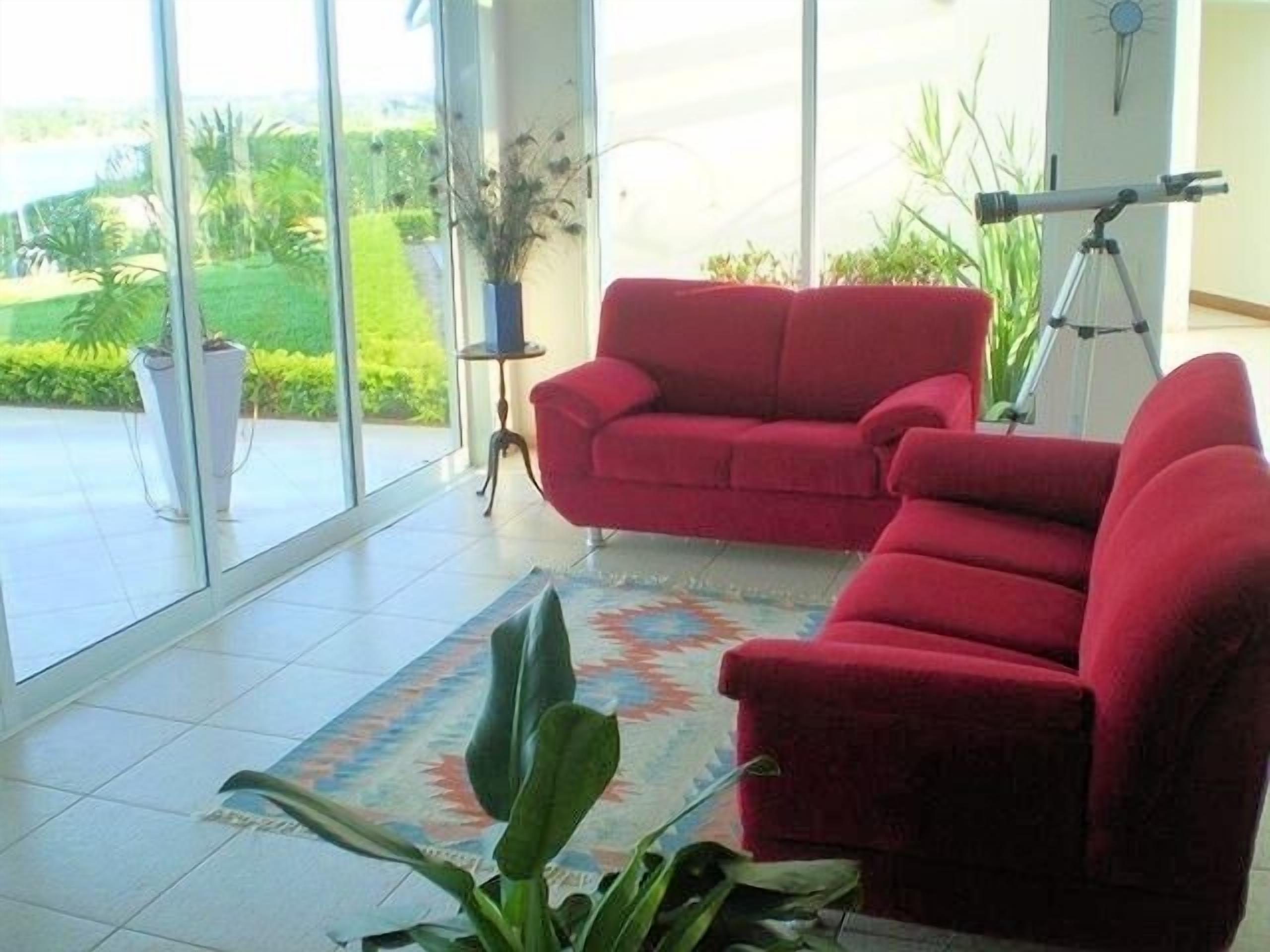 Avare Dream House at the Jurumirim Dam