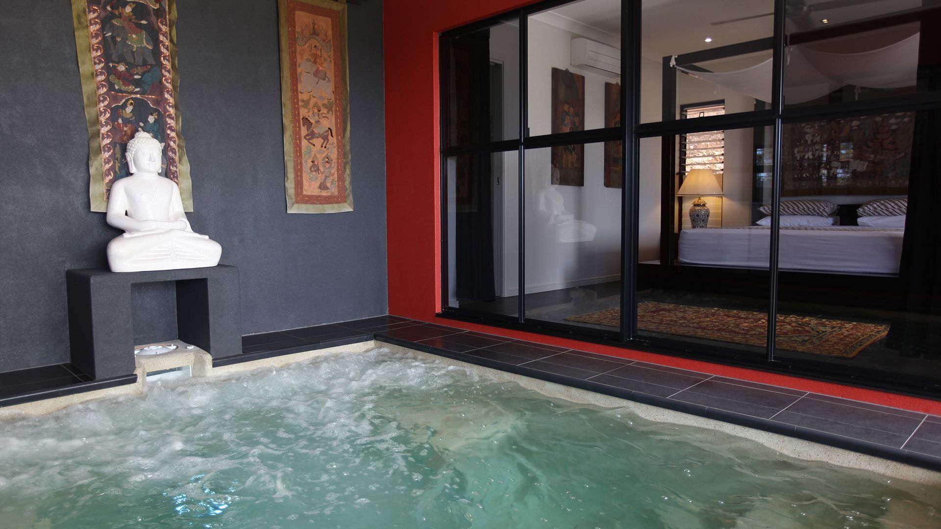 Private Tropical Rainforest setting in the Hinterlands of Port Douglas — image 4