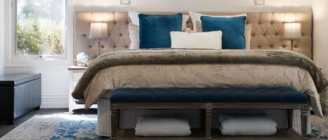 1 dormitorio, tabla de planchar con plancha, Internet y ropa de cama