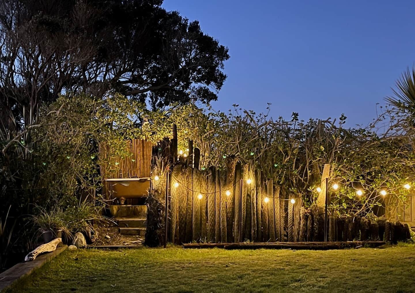 Enjoy a soak in the hot tub surrounded by coastal plantings and lantern lights. A favourite spot at Drifting Sands.