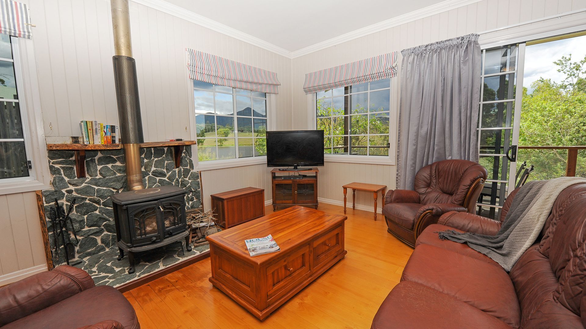 Samford Lakes - Overflow House