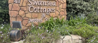 Swansea - "Cottages"  Studio Lodge Suites" in Sherbourne Lodge.