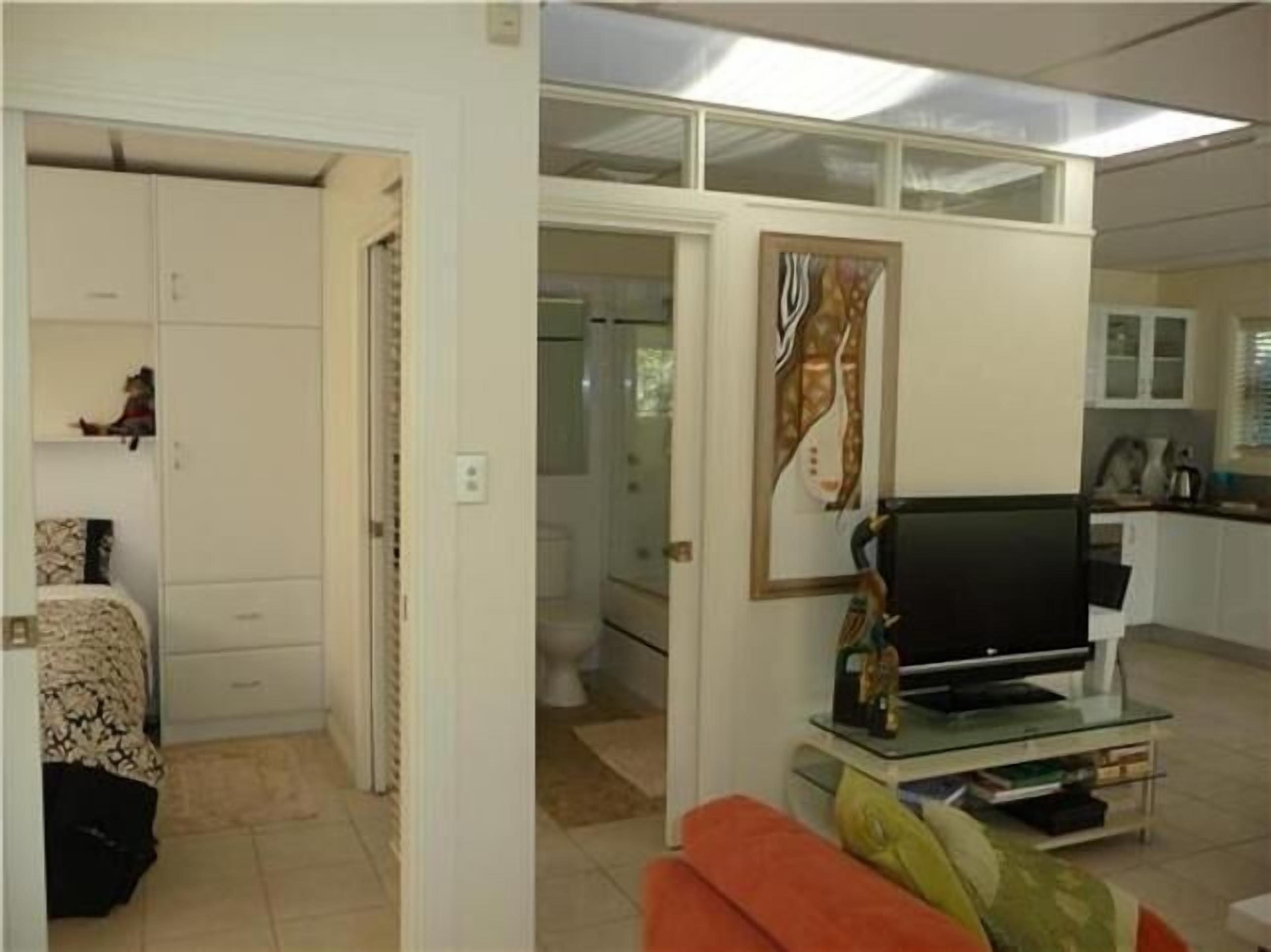 Orchard Garden guest house — image 2