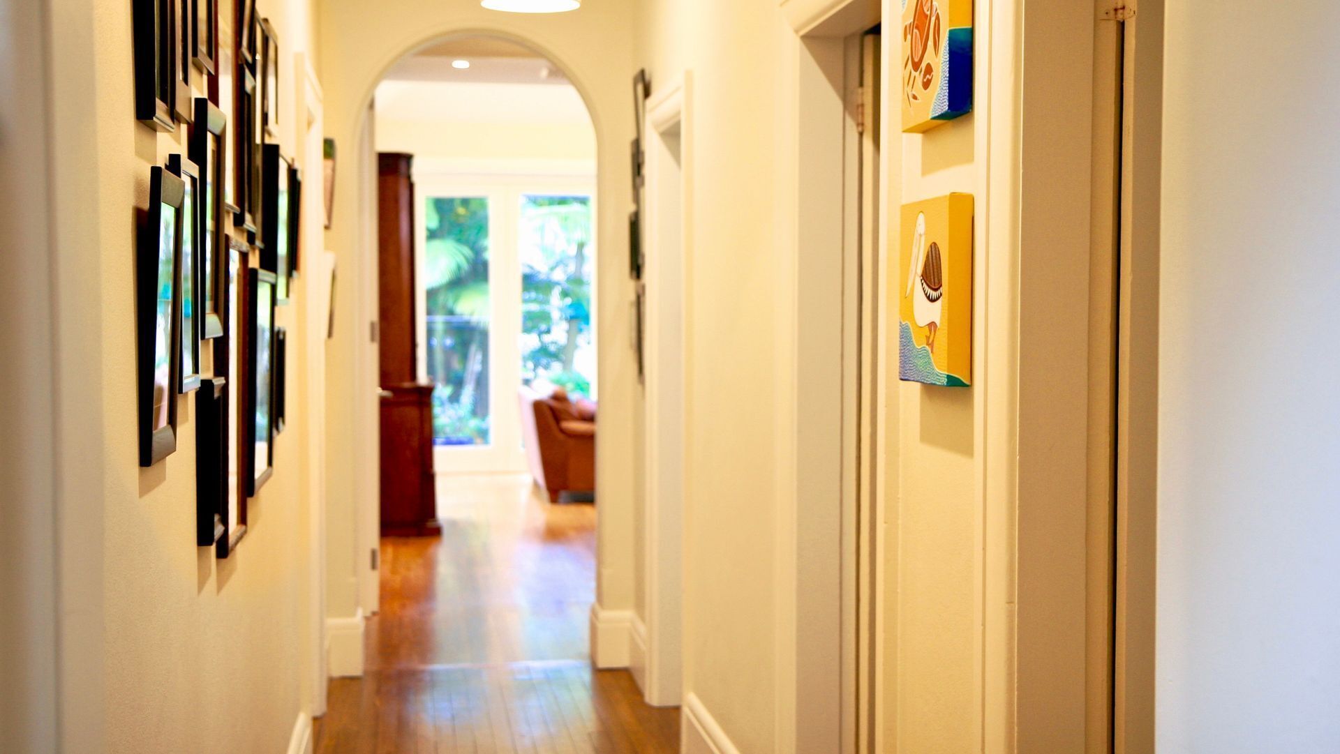 Leafy streets but so close to the Harbour — image 17