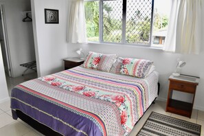 2 habitaciones, tabla de planchar con plancha y wifi gratis 