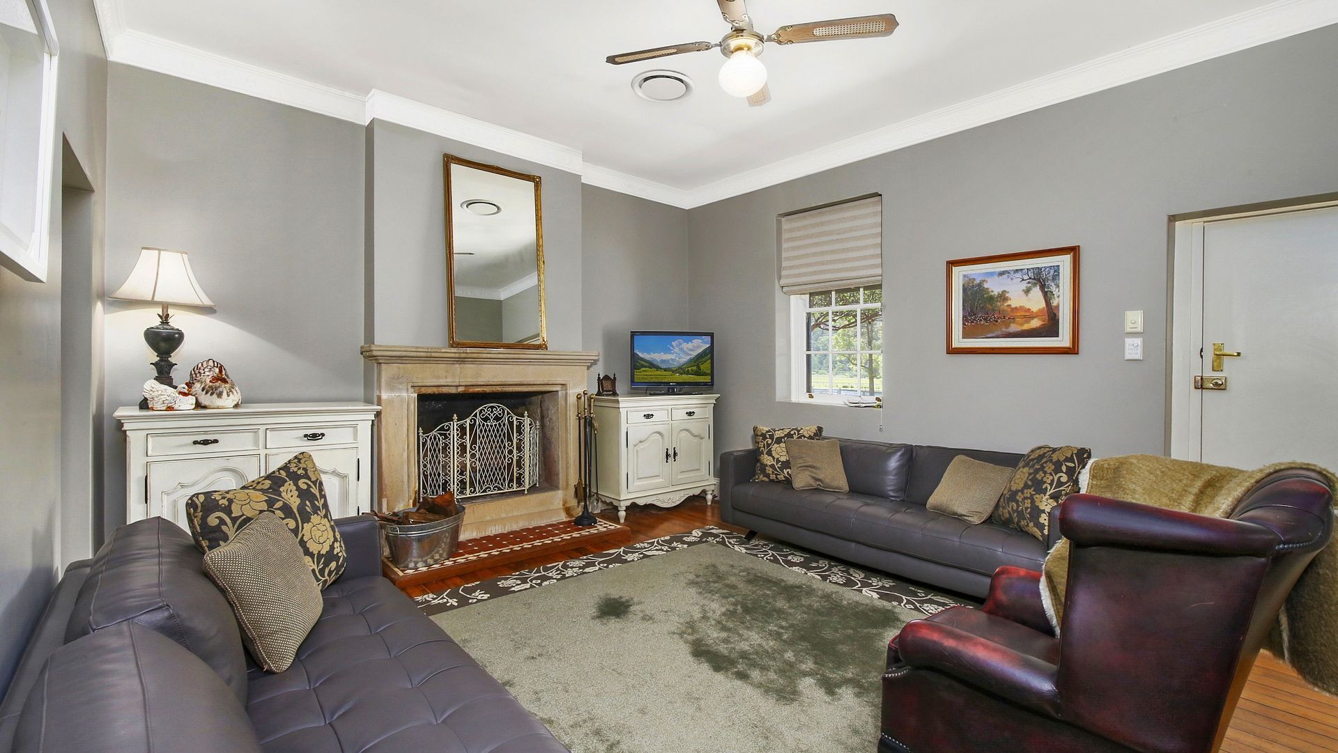 The Glen - Stunning Sandstone Cottage — image 8