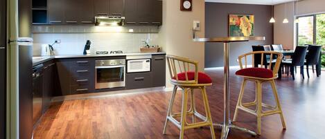 Fridge, microwave, dishwasher