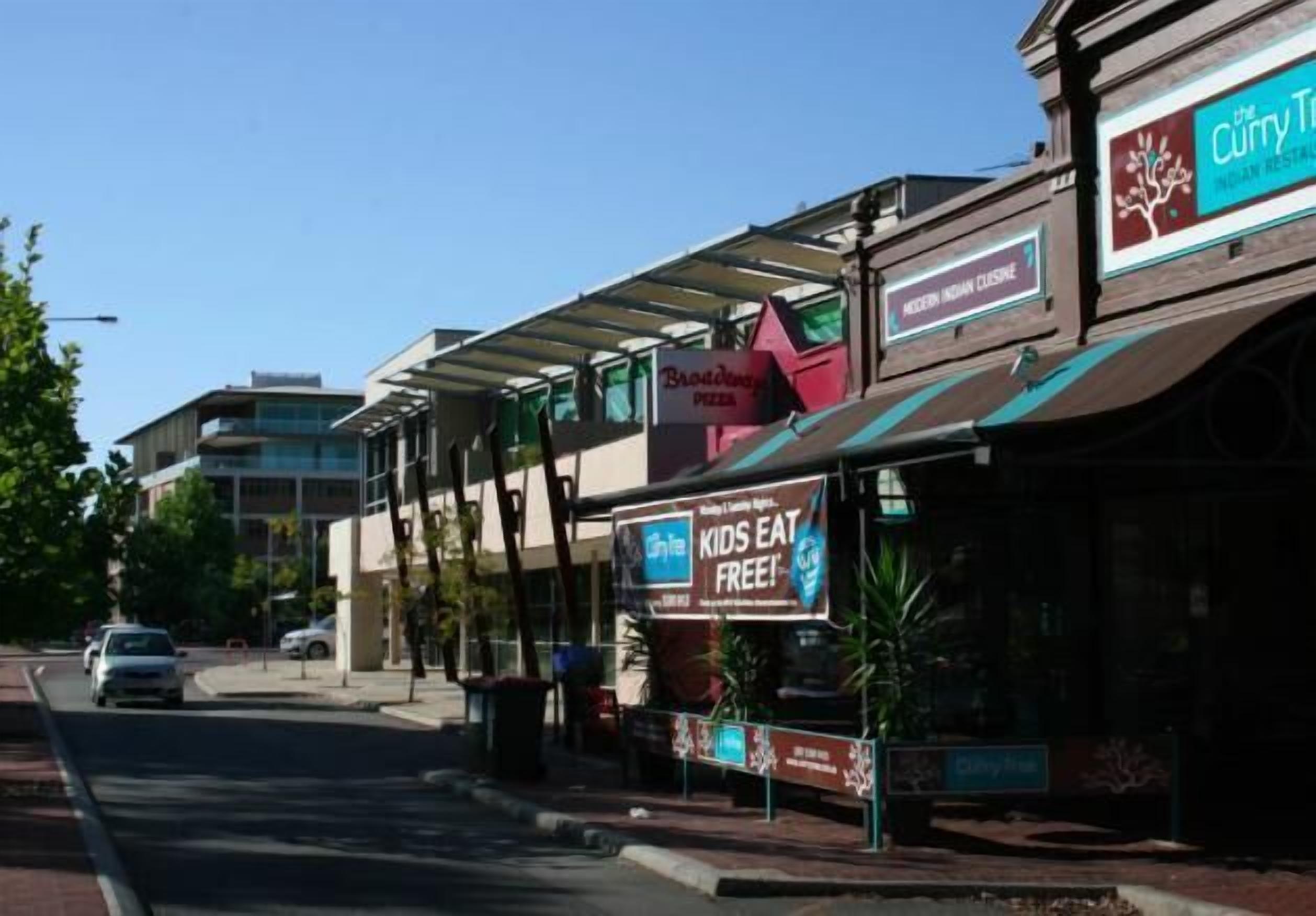 B2 Walk to UWA close to SCGH & CBD — image 19