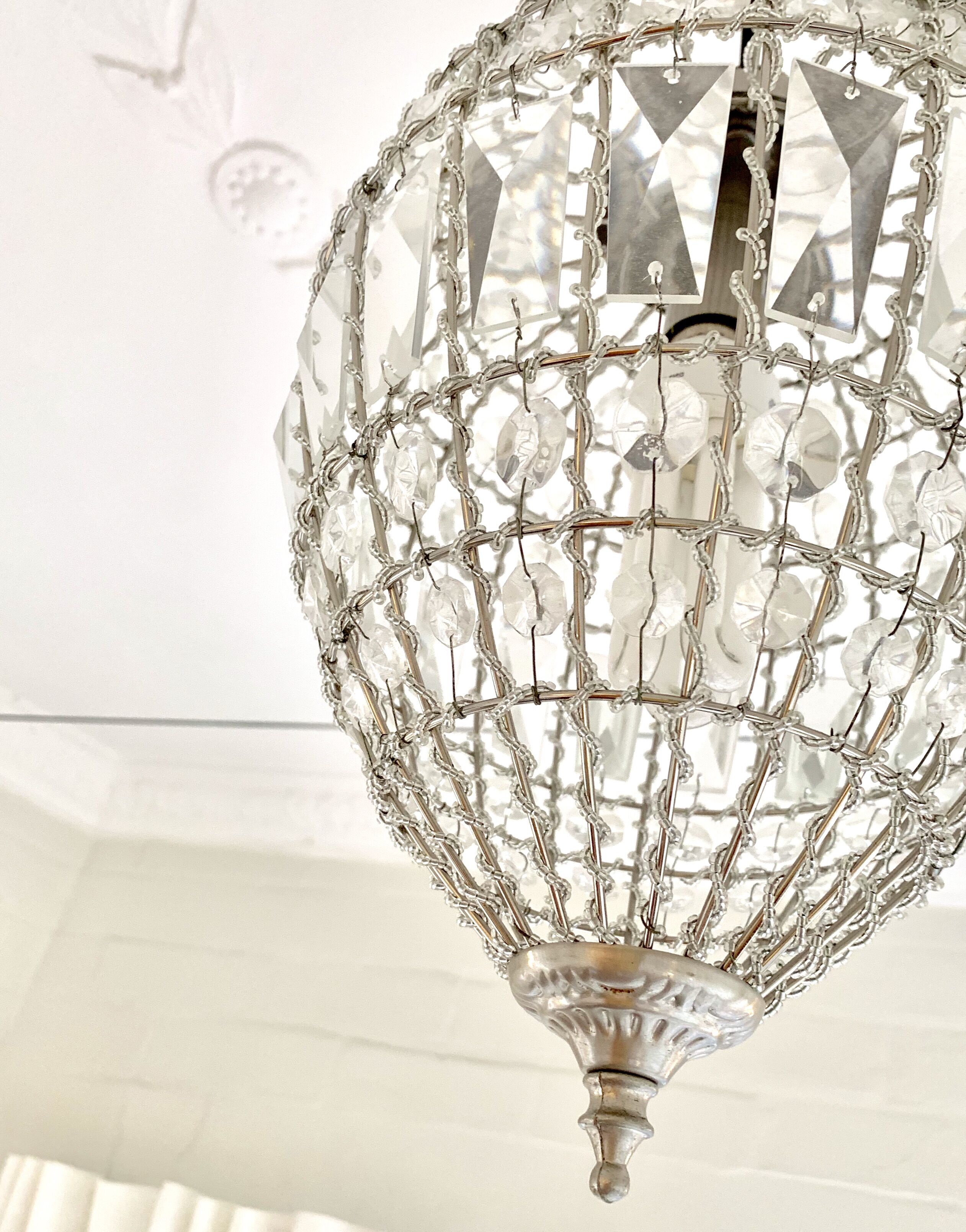 Free parking & 3 min walk to beach! — image 4