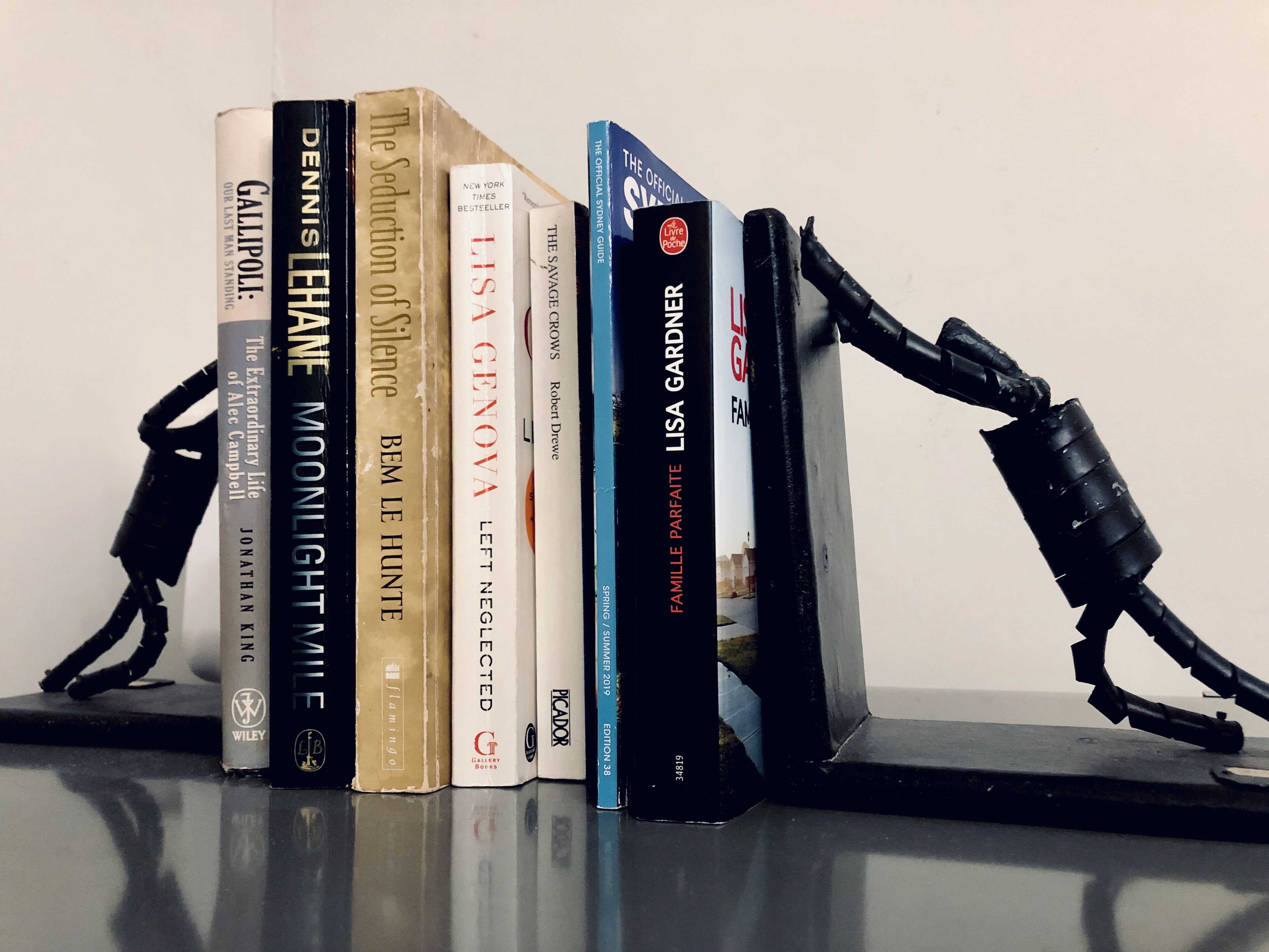 Free parking & 3 min walk to beach! — image 6