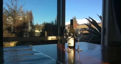 Cosy cottage with fantastic views of Ruapehu