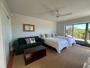 2 bedrooms, iron/ironing board, WiFi