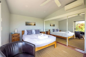 2 bedrooms, iron/ironing board, WiFi