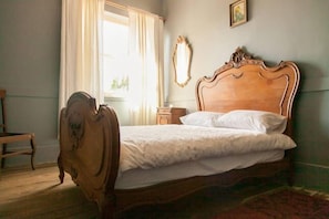 14 bedrooms, iron/ironing board, travel cot, free WiFi