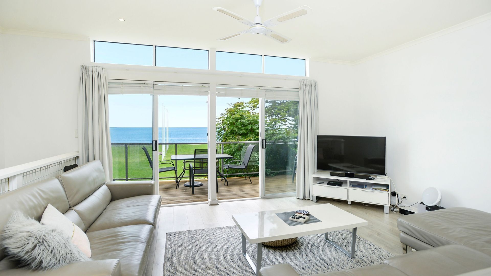 تلفزيون، مشغل دي في دي