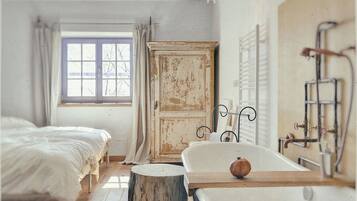 3 Schlafzimmer, Bügeleisen/Bügelbrett, Internetzugang, Bettwäsche