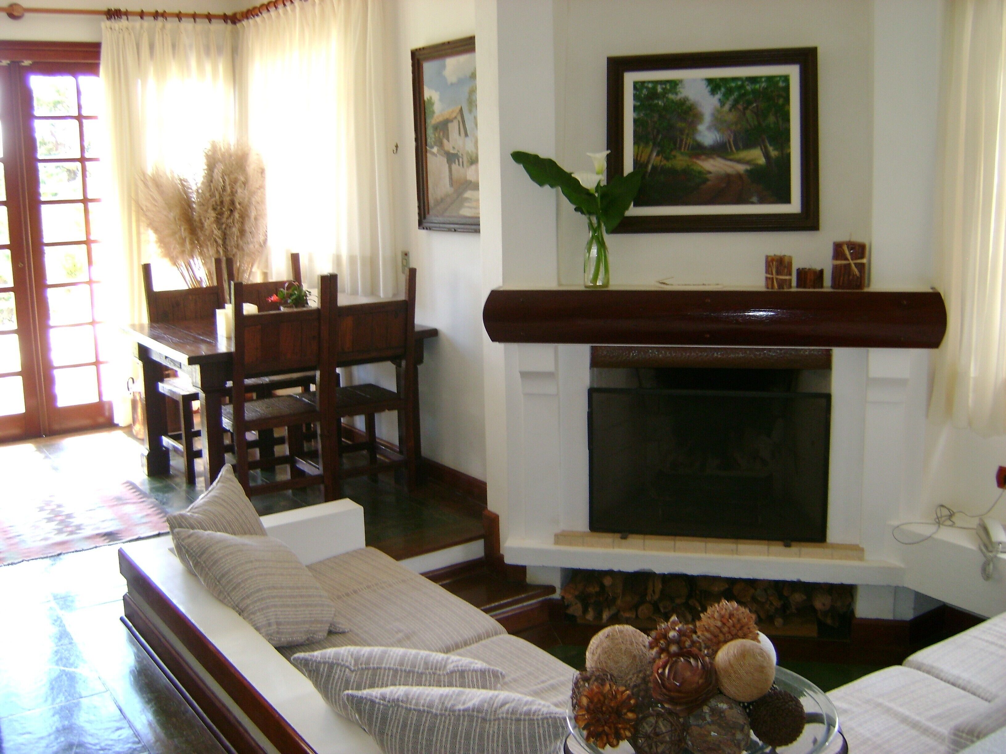 Cozy country house with beautiful mountain views