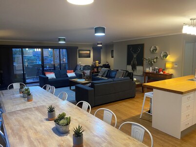 Base of Mt Buller -3 bedroom house in Merrijig ....OFFERING DISCOUNTS