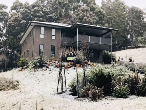 Base of Mt Buller -3 bedroom house in Merrijig ....OFFERING DISCOUNTS