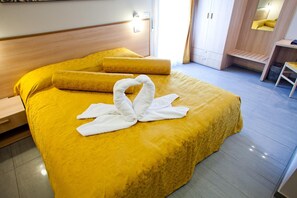 In-room safe, desk, soundproofing, free WiFi - Motel Karibe (Fratta Polesine)