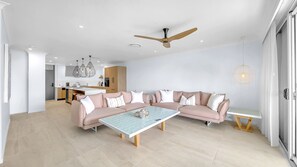 Televisor intel·ligent i estèreo 