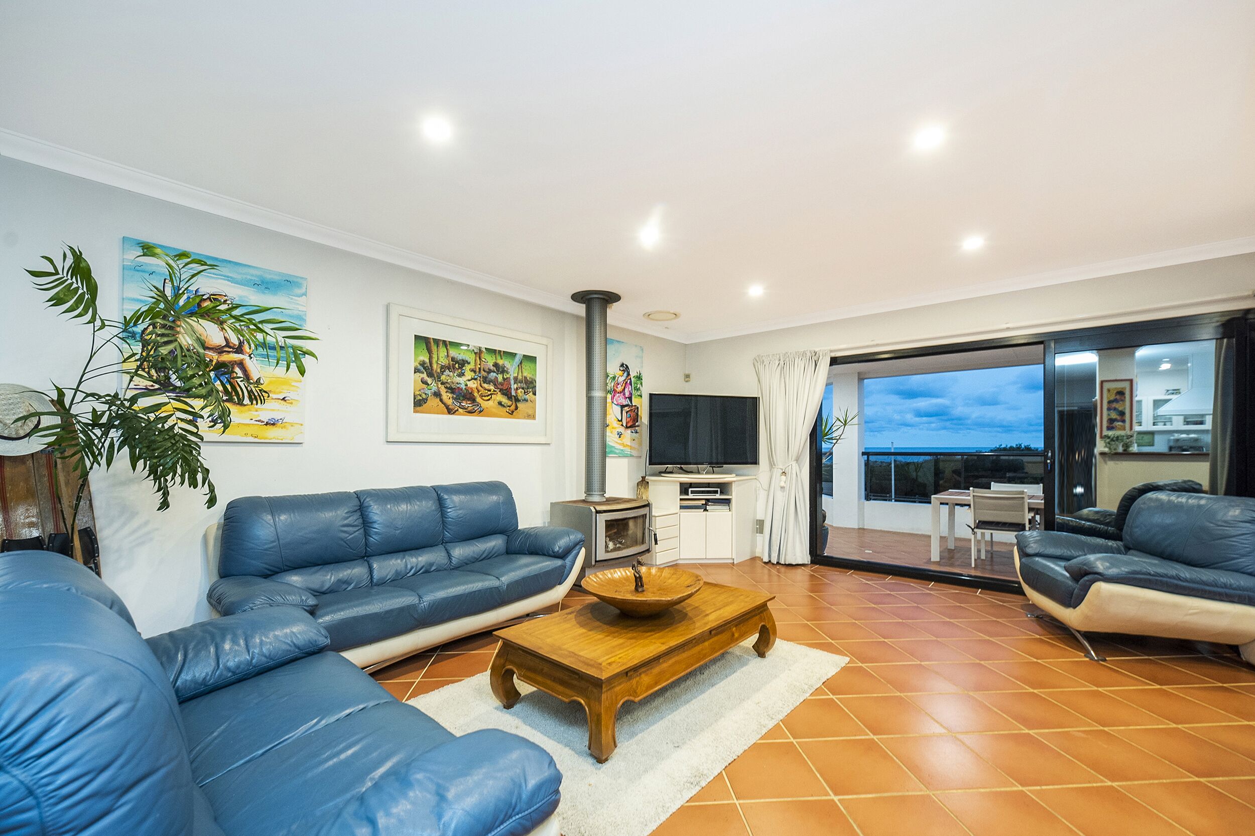 Mullaloo Beach L'Oceanne — image 22