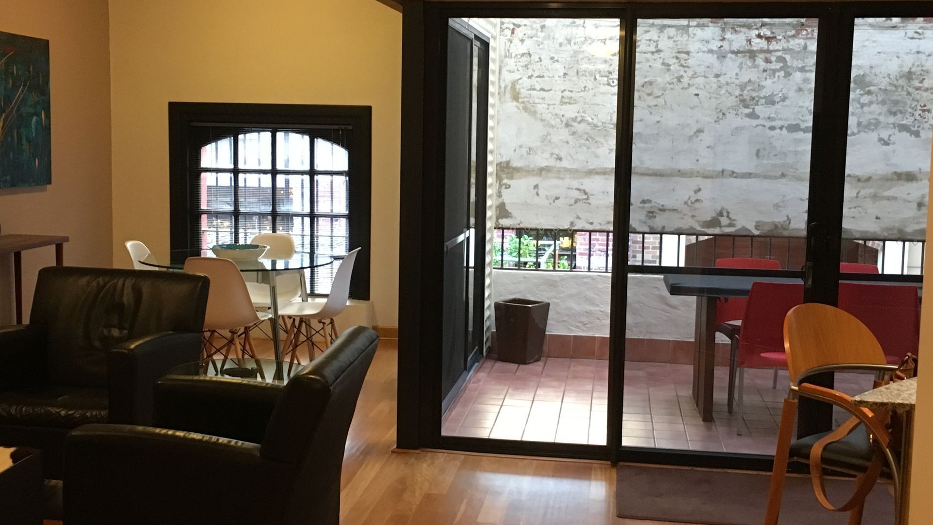 West End Apartment in Fremantle