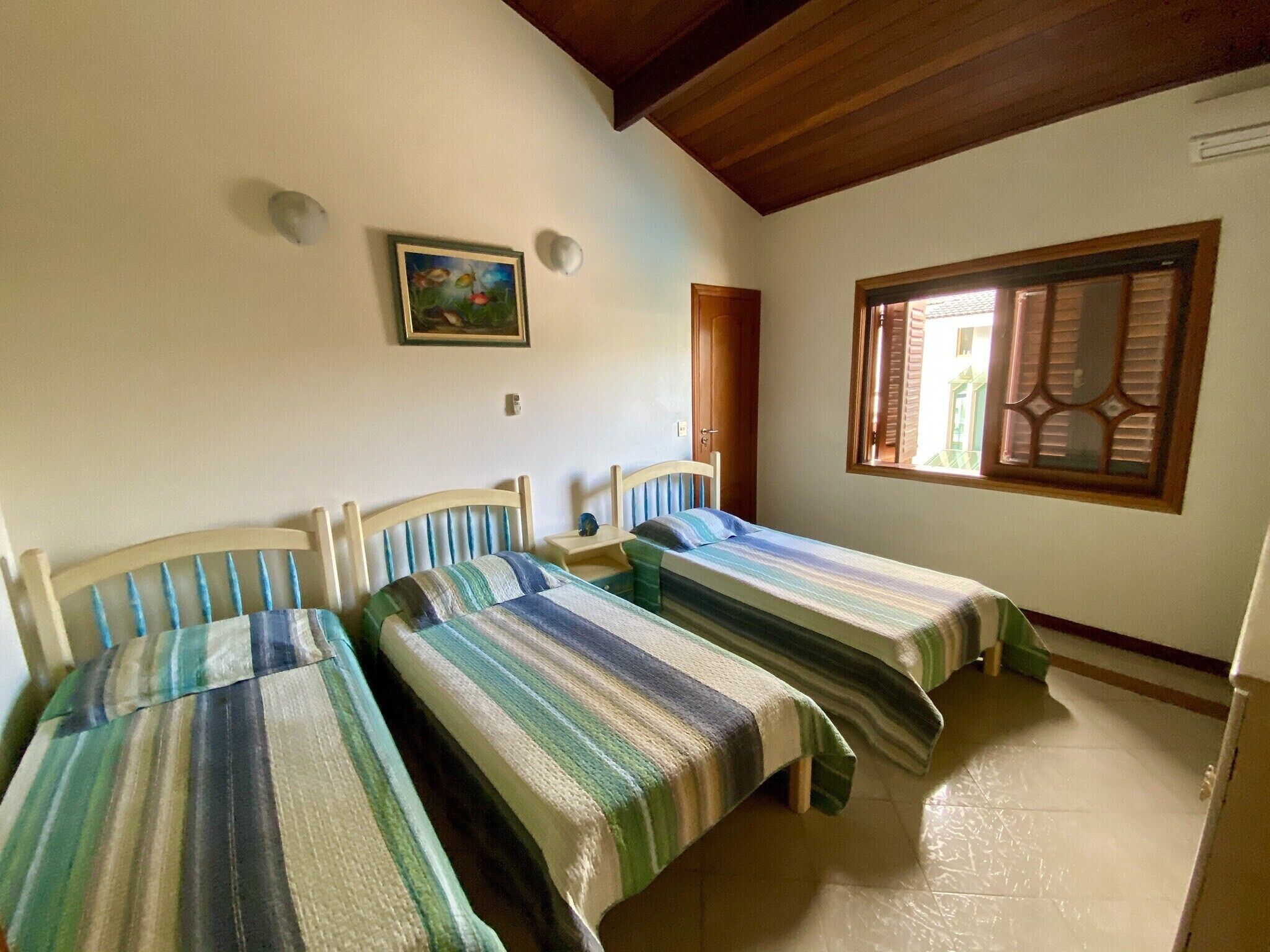 Beach house in gated community - Hanga Roa