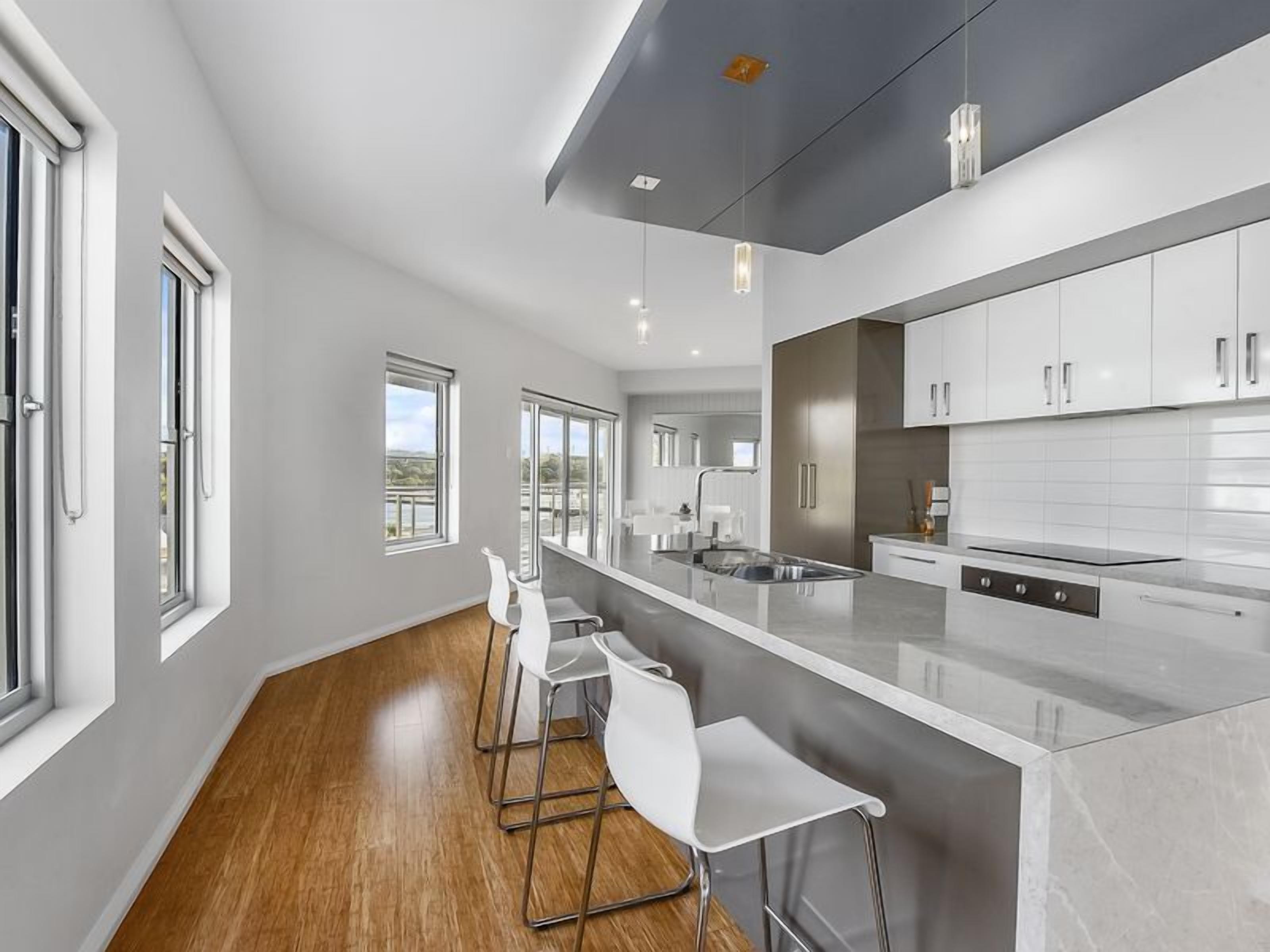 Aloha Ocean Marina Apartment 1