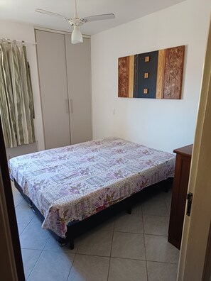 2 quartos, ferros/tábuas de passar roupa, Wi-Fi