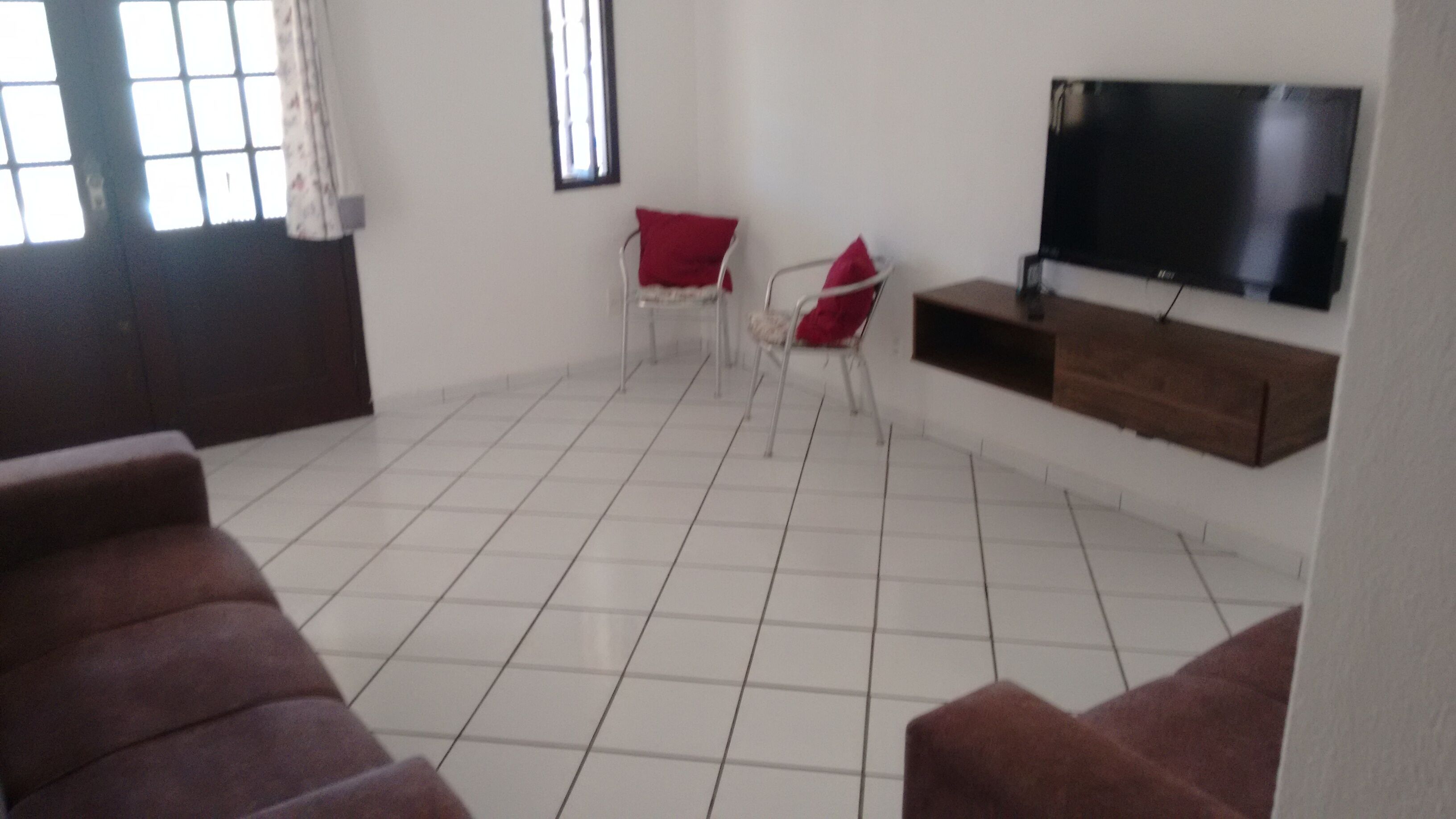 Beach house with pool in Jacuípe