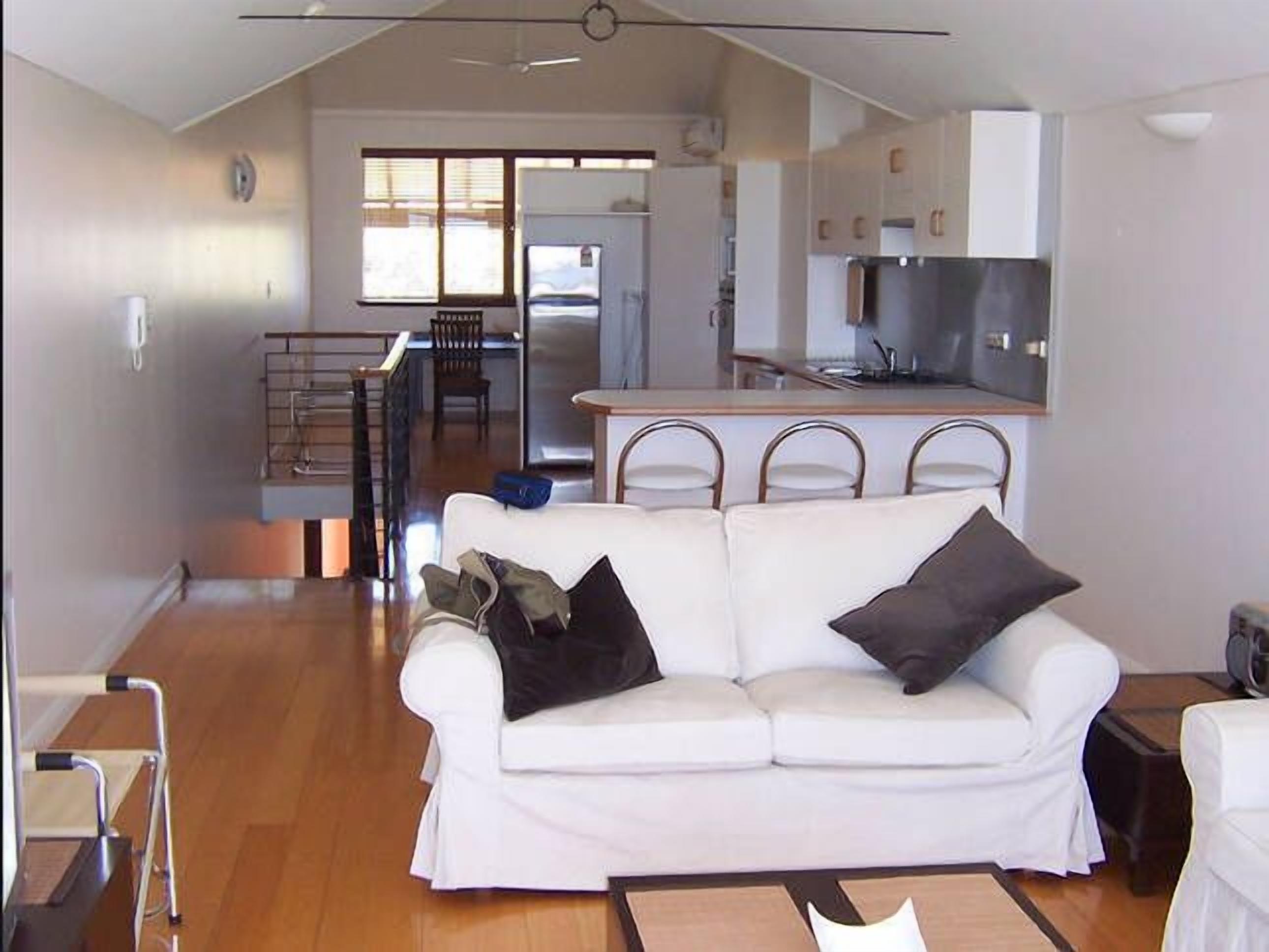 Goodys Harbour Views