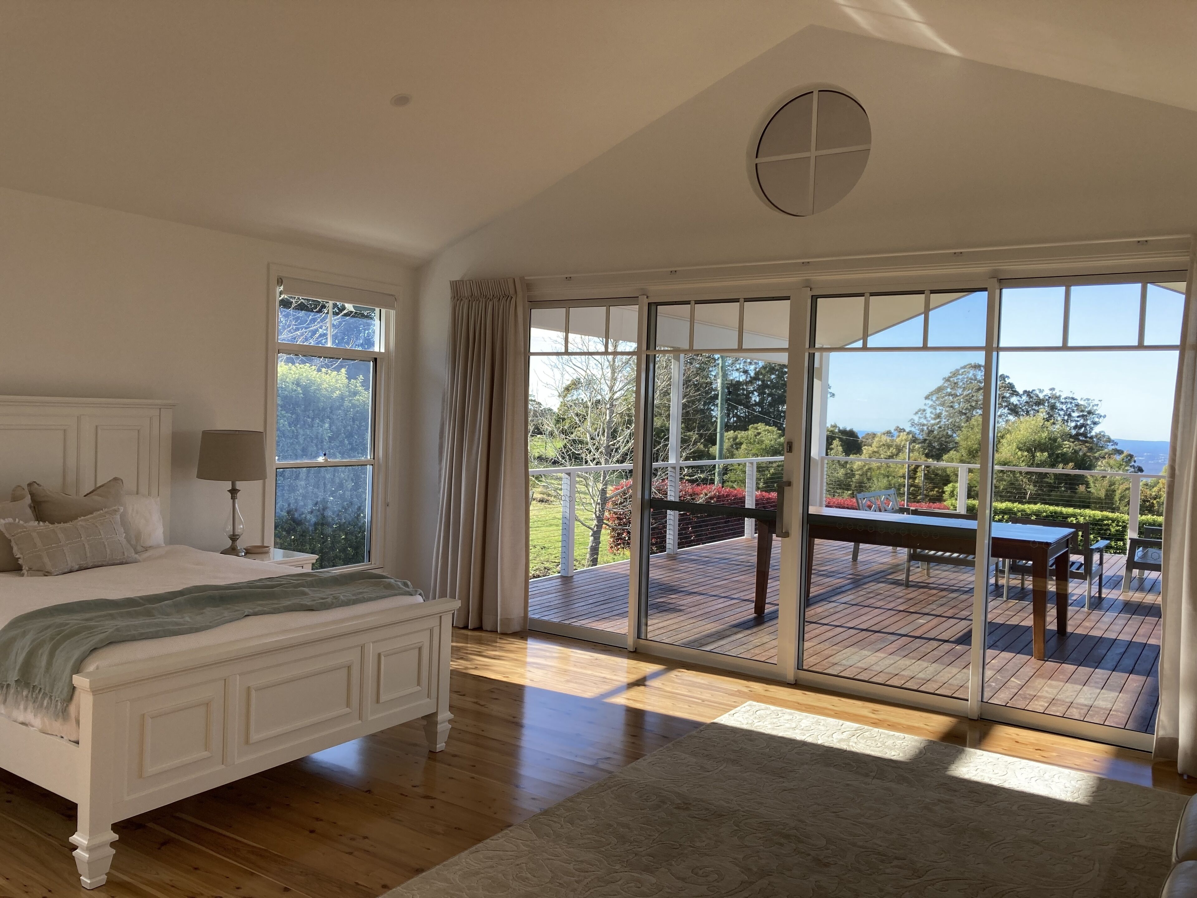 5 Schlafzimmer, Bügeleisen/Bügelbrett, WLAN, Bettwäsche