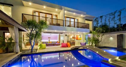 ⚡⚡⚡ Party Villa ⚡⚡⚡ True Colors für bis zu 26 Personen, 6 BR