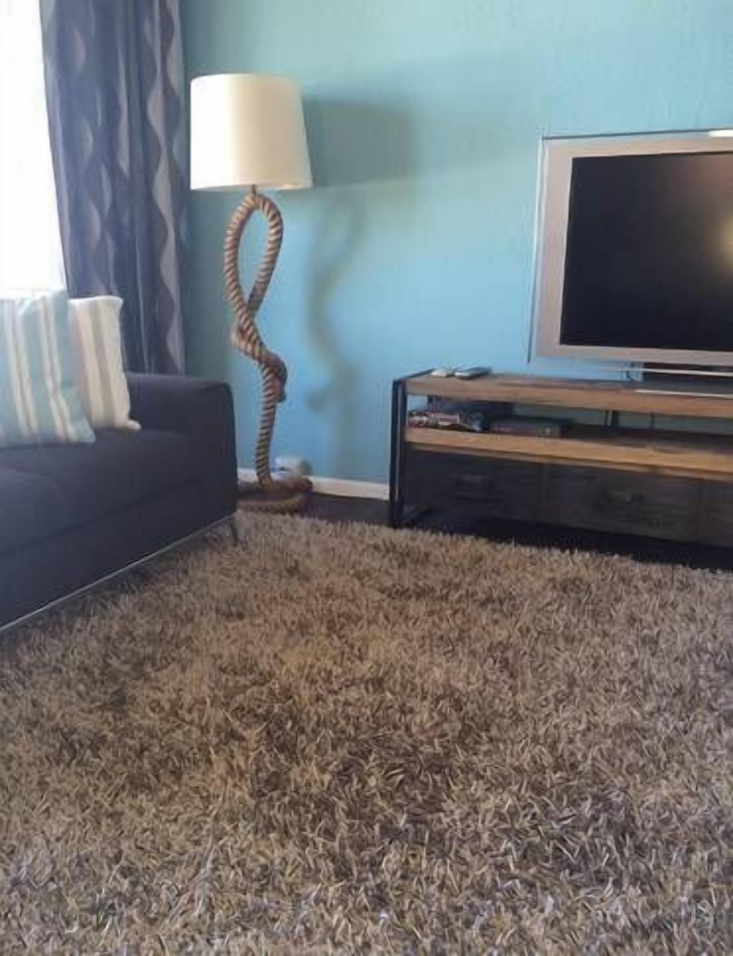 Beachfront at Glenelg — image 12