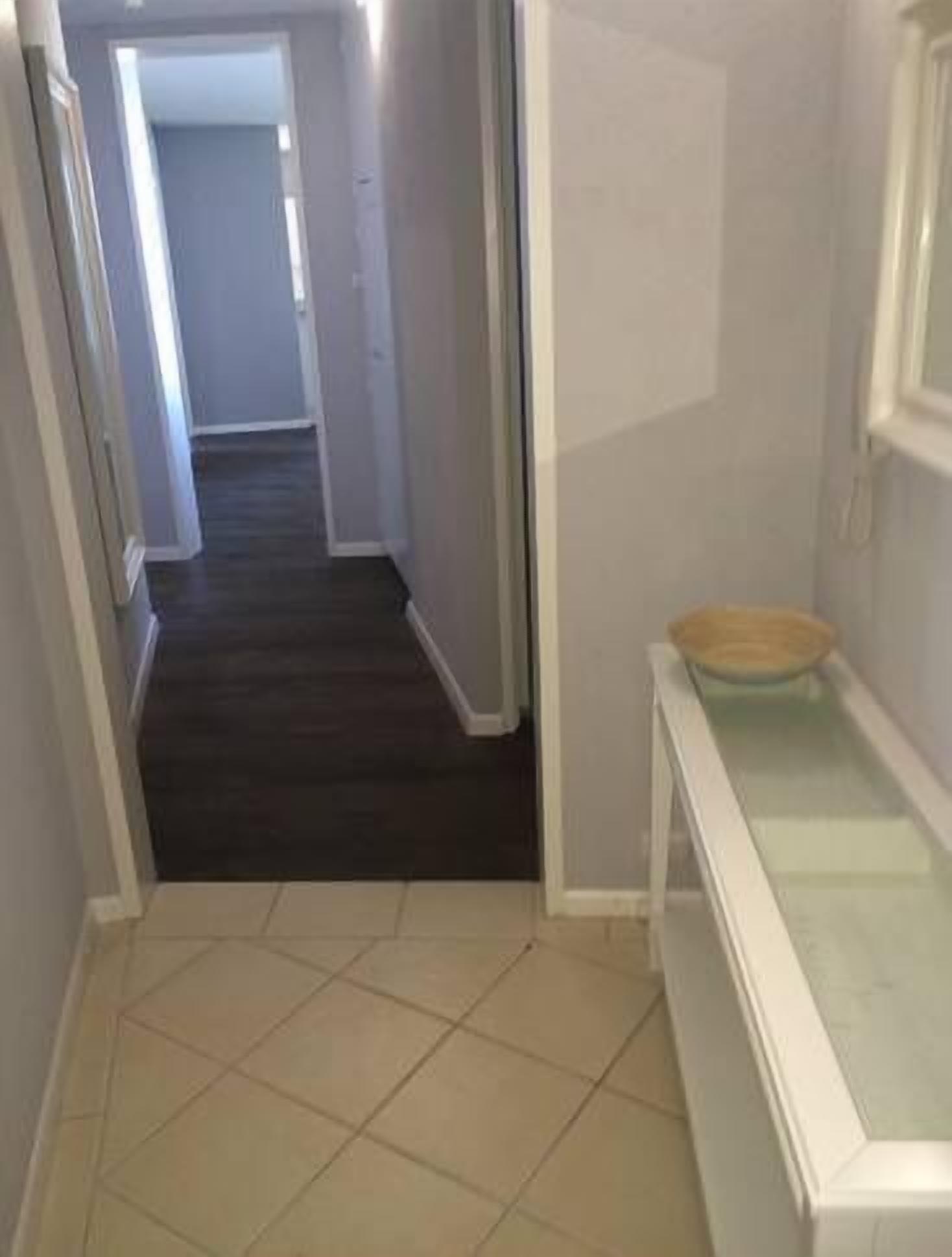 Beachfront at Glenelg — image 16