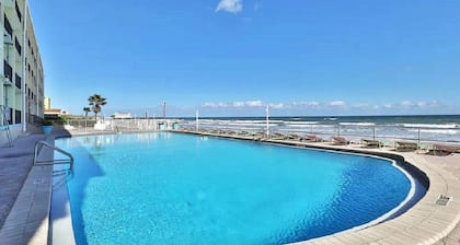 Daytona Inn Studios
