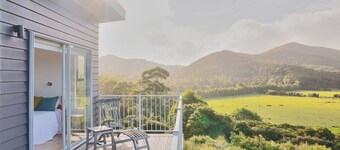 175° East - Ruru House