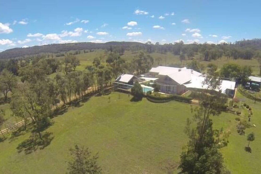 Mirriminna Luxe Country Homestead