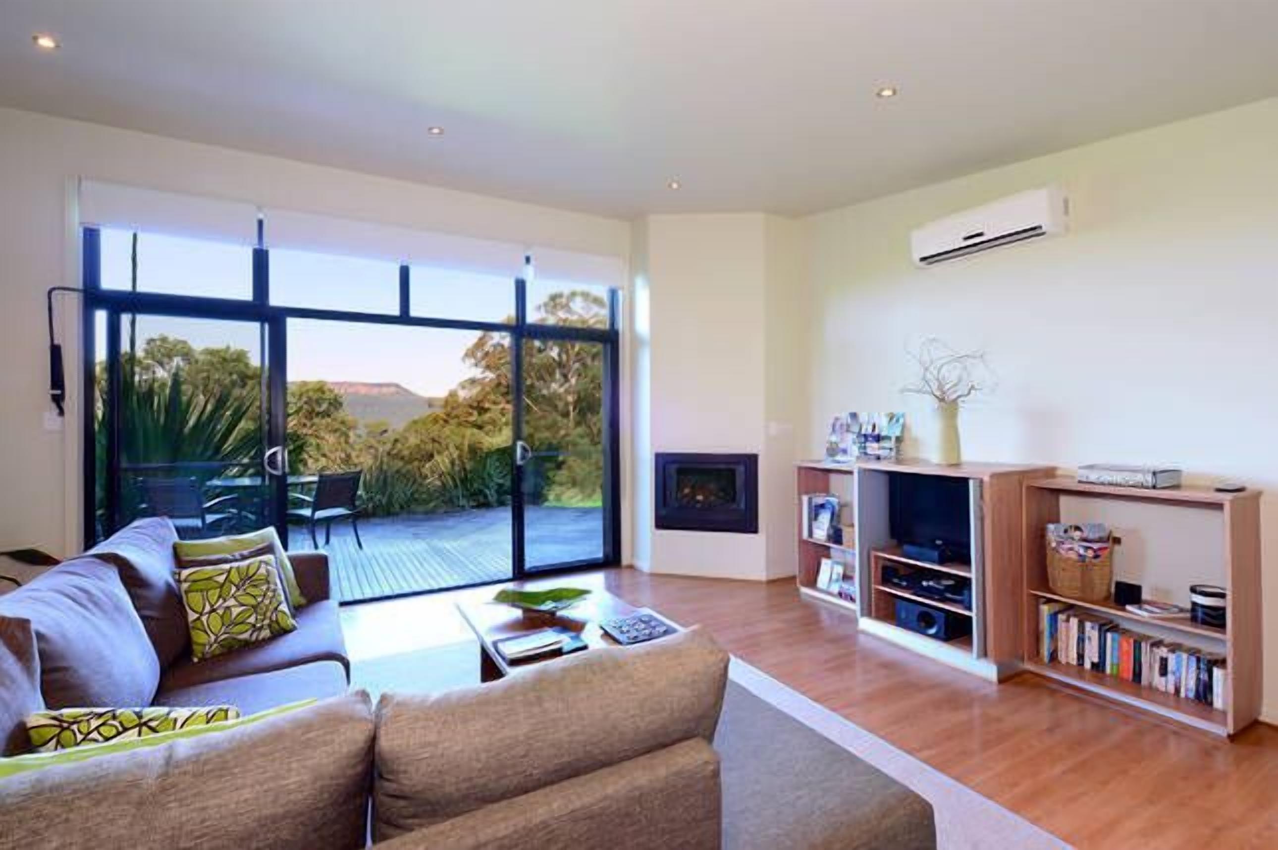 The Heavens - Aurora and Inanna