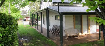 Lynden Cottage - built 1884 in the heart of Trentham