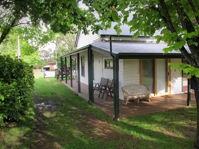 Lynden Cottage - built 1884 in the heart of Trentham