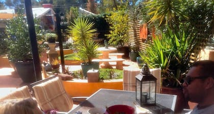 Vatu Sanctuary - The Studio (large apartment with direct access to the pool)
